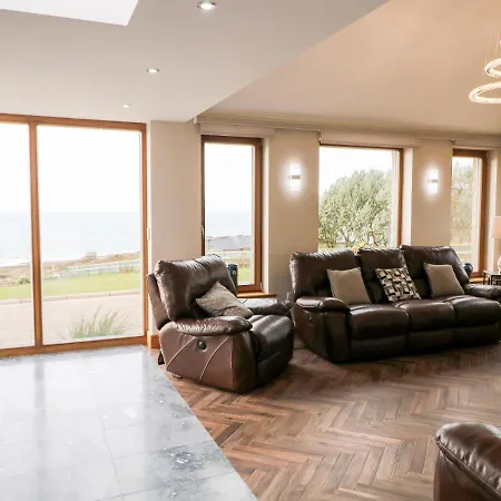 Holiday home House Crohy Head