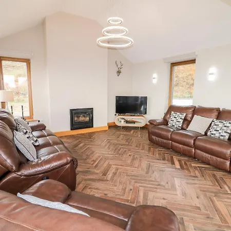 بيت للعطل House Crohy Head *