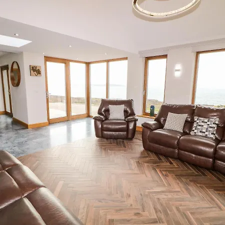 House Crohy Head بيت للعطل دونغلو