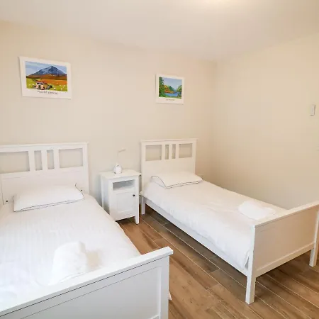 House Crohy Head * دونغلو